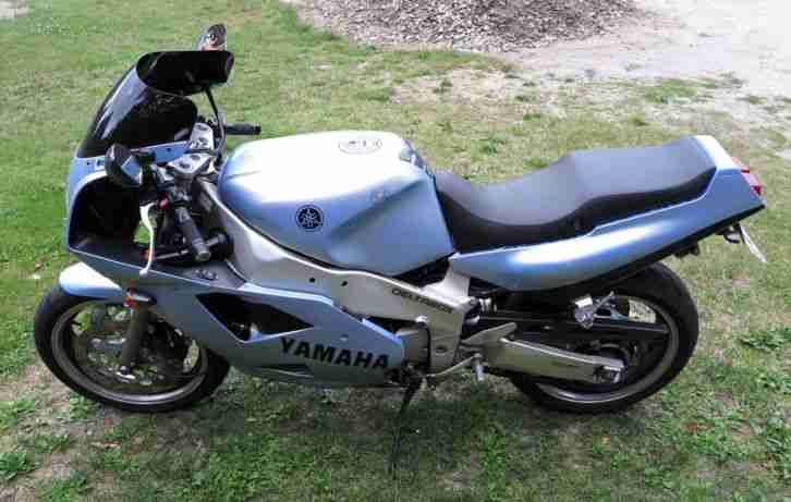 Yamaha FZR 1000