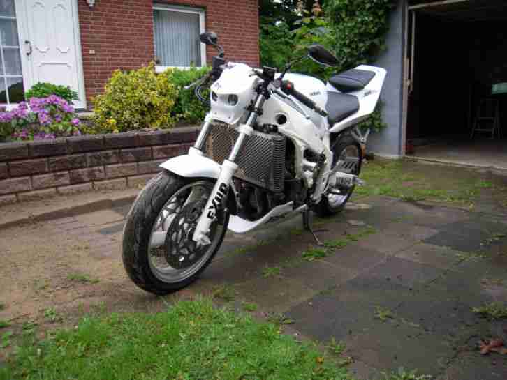FZR 1000 3LE Exup Streetfighter