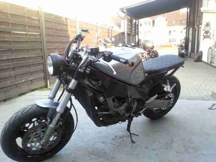 Yamaha FZR 1000 Streetfighter, TÜV 03 / 17, kompletter Umbau / Neuaufbau