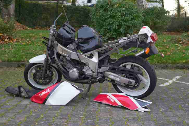 FZR 600 3HE