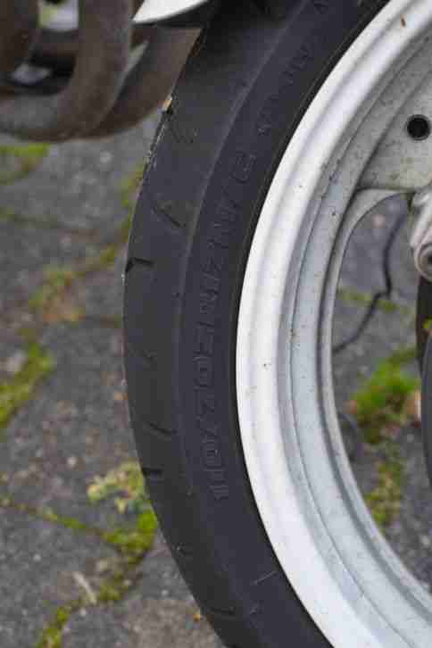 Yamaha FZR 600 3HE