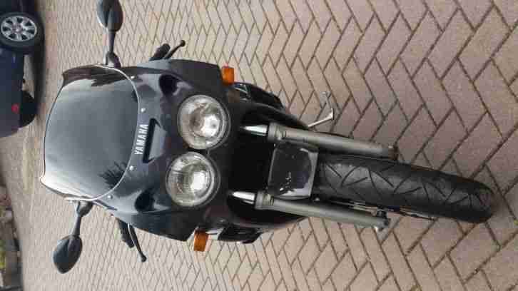 Yamaha FZR 600 3HE