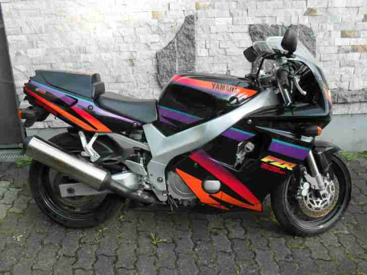 FZR 600 4 JH Scheunenfund