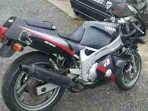 Yamaha FZR 600, Orginal. Lack, TÜV neu