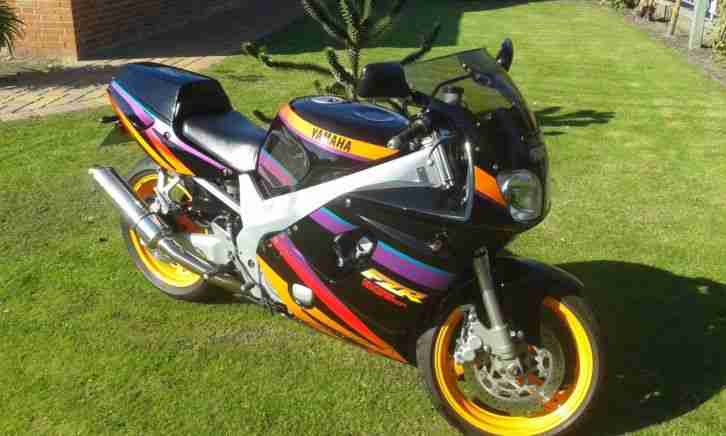 FZR 600 R