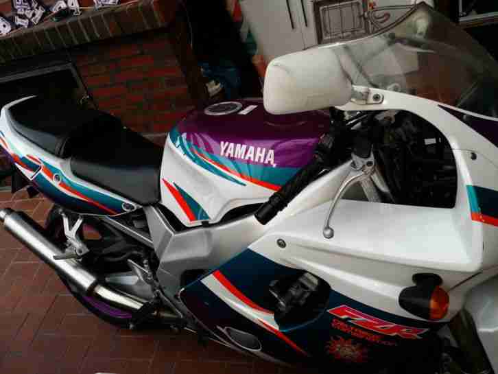 Yamaha FZR 600 R (4JH) 95