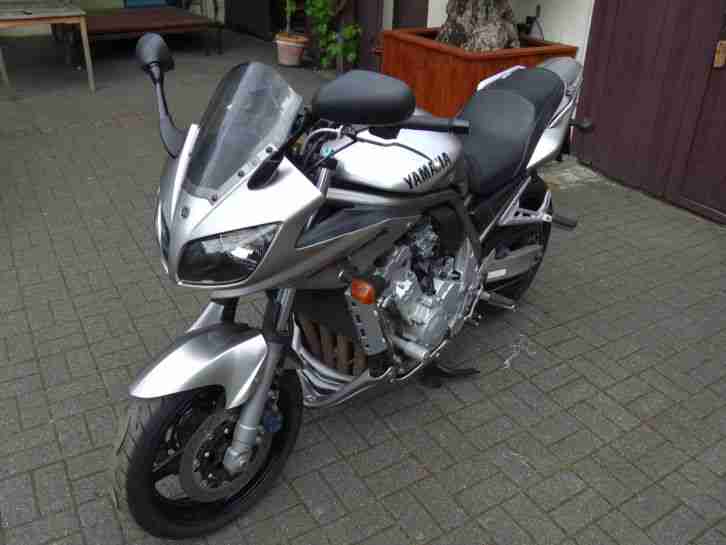 Yamaha FZS 1000 Fazer