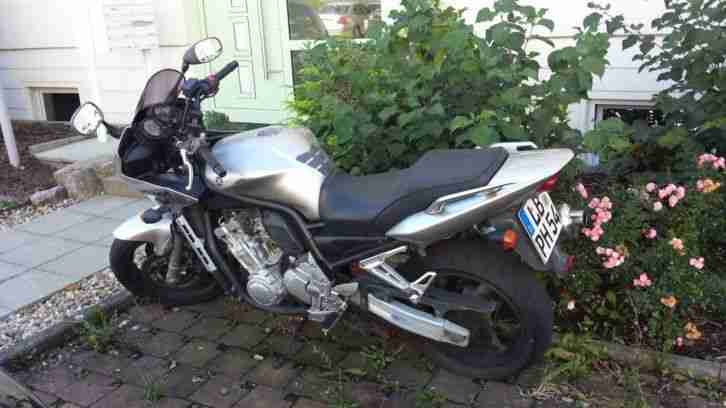 Yamaha FZS 1000