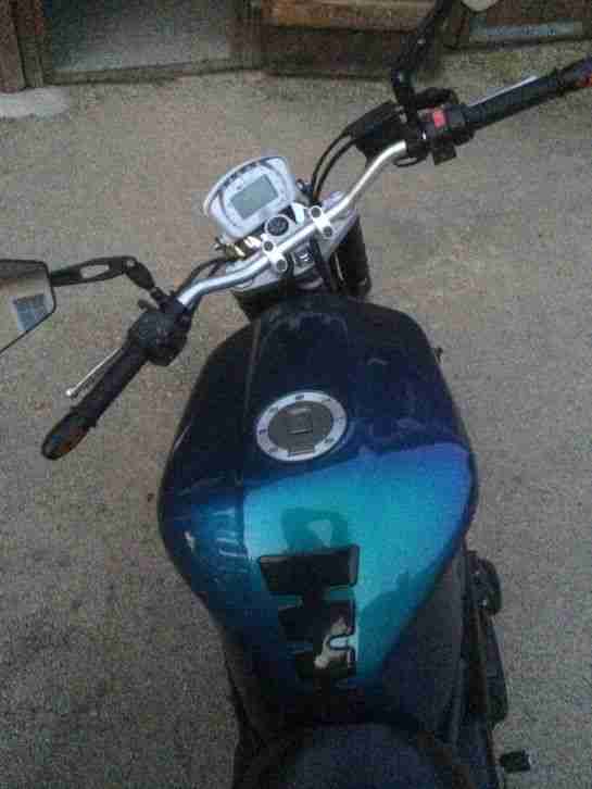 Yamaha FZS 600