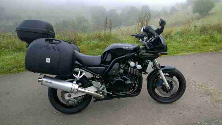 Yamaha FZS 600 Fazer