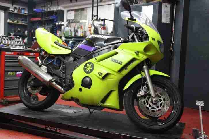 Yamaha Fazer 600