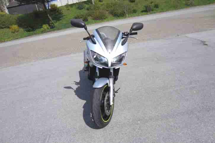 Yamaha Fazer 600, Bj.2003 (Facelift), 98PS, Tüv 16, 33.000 km