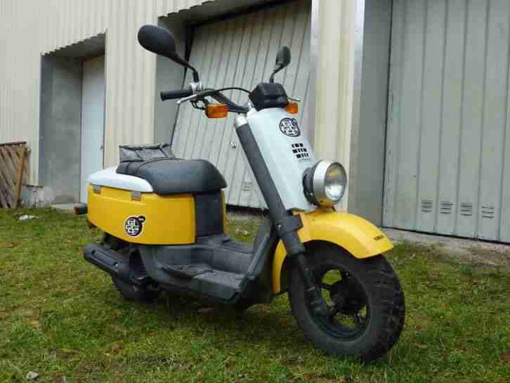 Yamaha Giggle 50 gelb Gebrauchtfahrzeug, Defekt.