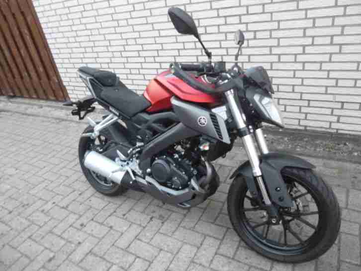 MT 125 ABS Ezl.05.2015 nur 2800KM