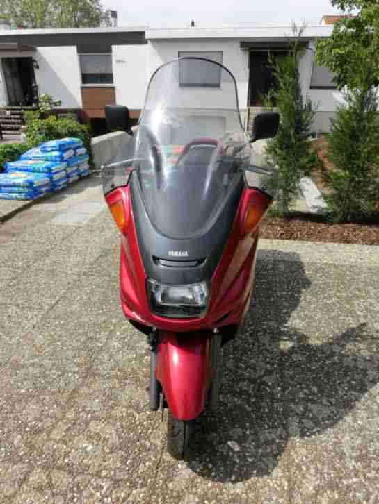 Yamaha Majesty 250 ccm, EZ 1996, 22500 km, rot- metallic, sehr guter Zustand!