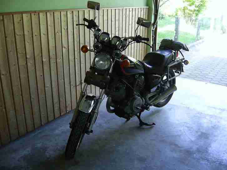 Yamaha Oldtimer 33 Jahre Yamaha 750 (J)