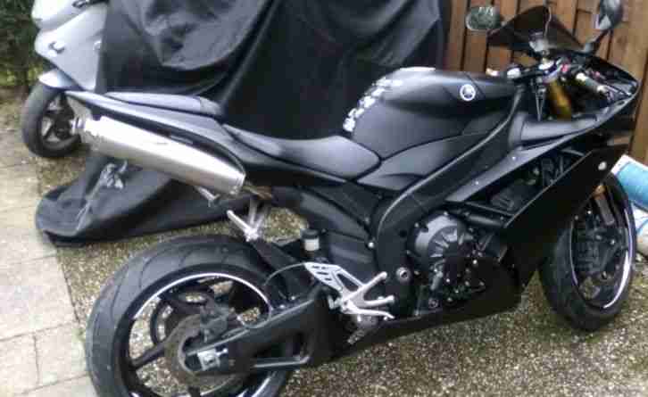 Yamaha R 1 Rn19