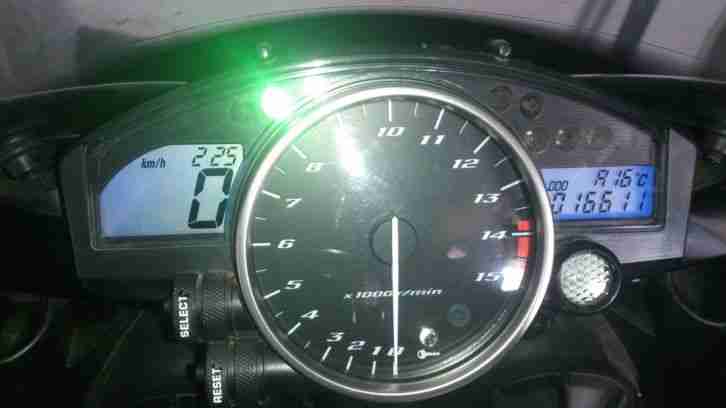 Yamaha R1 RN 12 16500 Kilometer 1Vorbesitzer