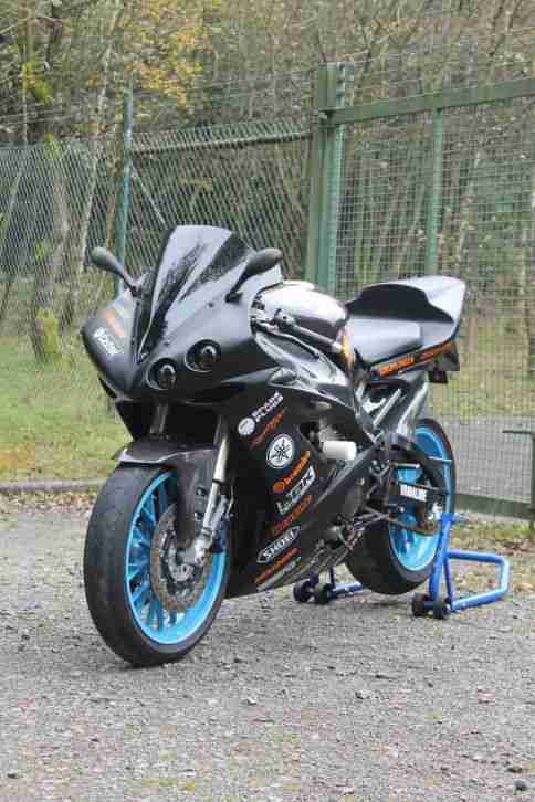 Yamaha R1 RN04 - Raceumbau mit Straßenzulassung, PVM, Carbon, etc