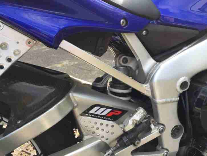 Yamaha R1 RN04 - TUNING viele Extras ( RN09 Gabel, White Power Dämpfer, Rizoma )