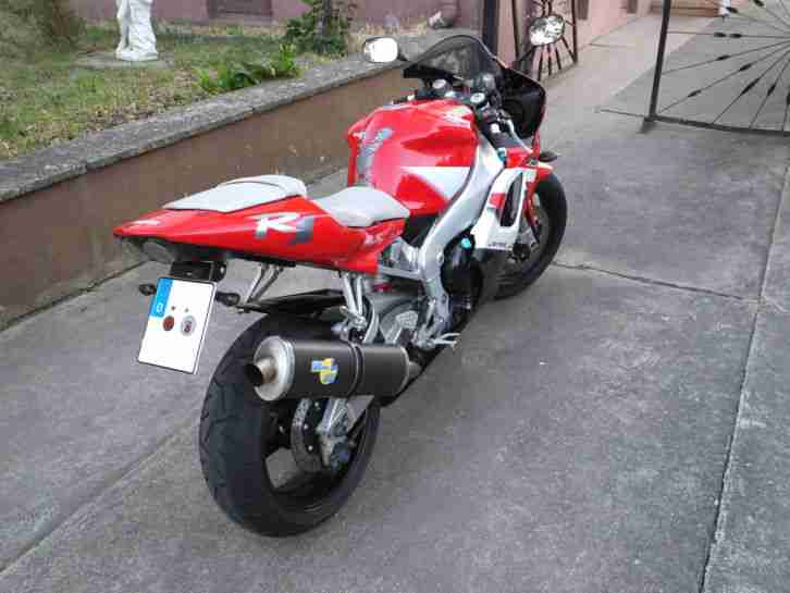 Yamaha R1 RN04,rot,Bj.9/2000,32000km,,150PS