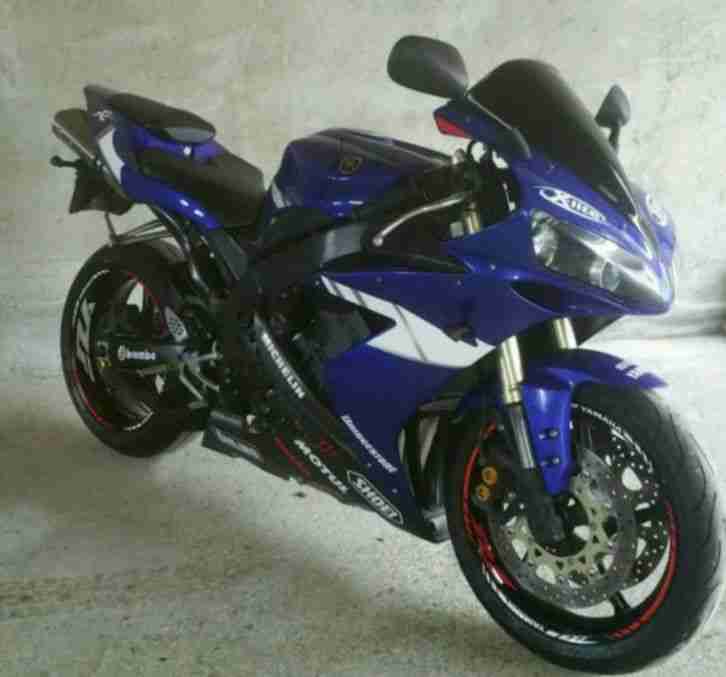 Yamaha R1 RN12