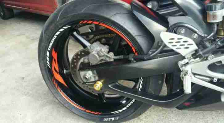 Yamaha R1 RN12