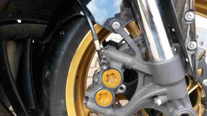 Yamaha R1 RN12