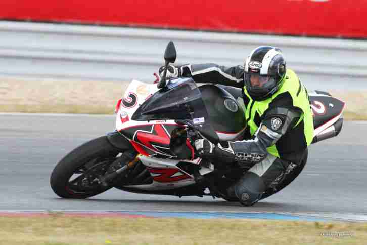 Yamaha R1 RN19