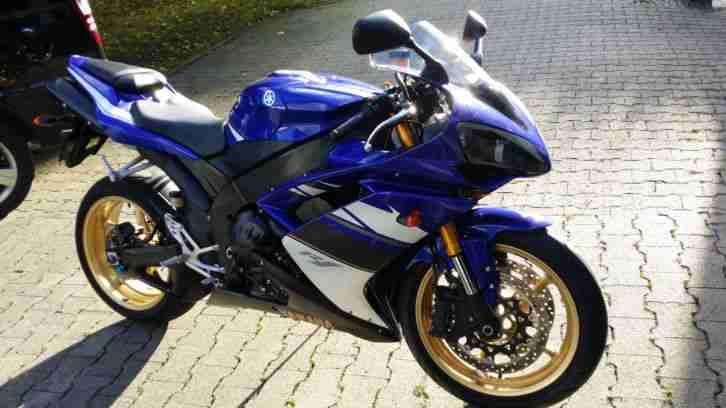 Yamaha R1 RN19