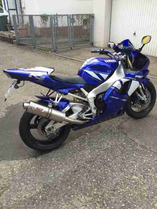 Yamaha R1 Rn04
