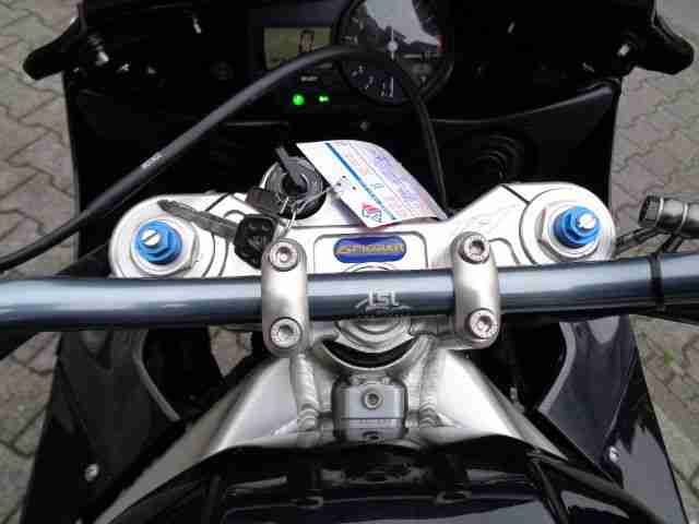Yamaha R1 rn04 motor neu rn 09
