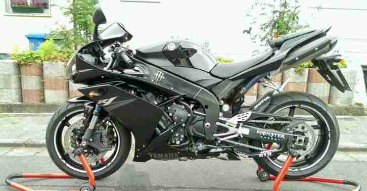 Yamaha R1rn19 Black im Originalzustand/Unverbastelt! Sehr gepflegt!