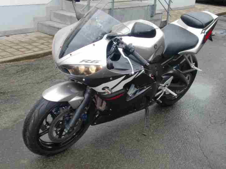 Yamaha R6