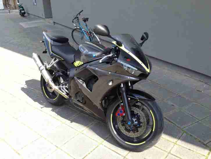 Yamaha R6 Rj09