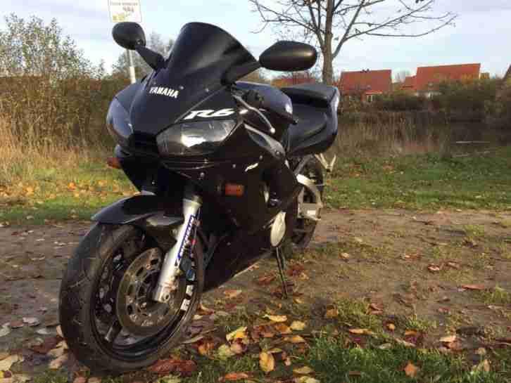 Yamaha R6 YZFRJ03