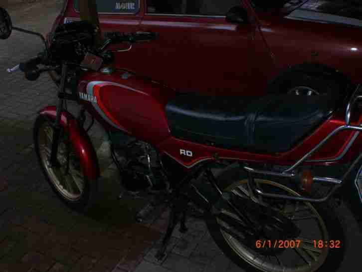 Yamaha RD 80 mit Papieren Maschine läuft