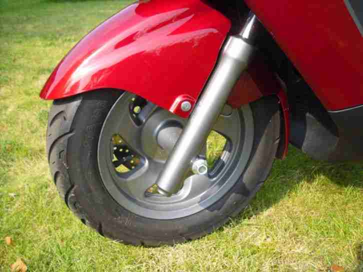 Yamaha Roller / 1790 Km,