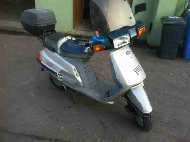 Roller Beluga 125 ccm Motorrad 4 takt