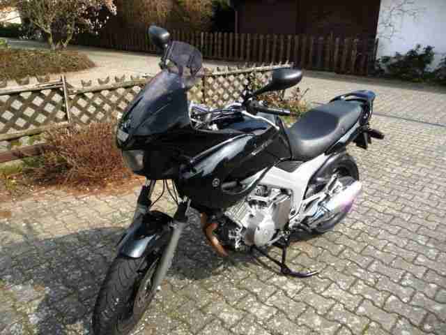Yamaha TDM 850 4TX Bj 1999 60700 Km in Schwarz