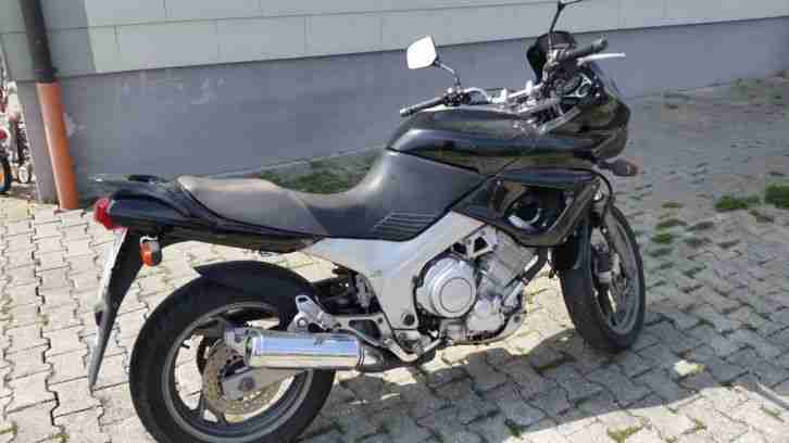 Yamaha TDM850 TDM 850 TÜV neu 04/2017 3VD EZ 95