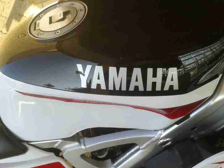 Yamaha TZR