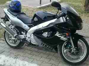 Yamaha Thunderace YZF 1000