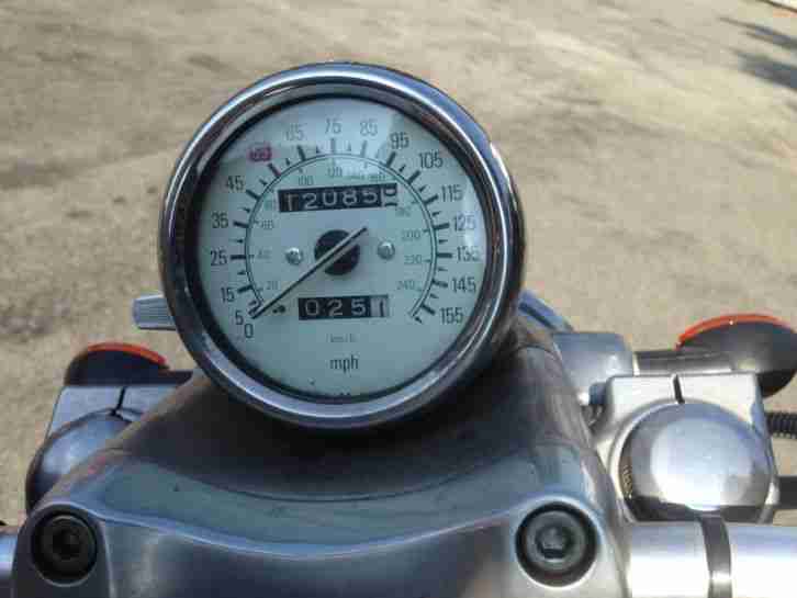 Yamaha V-MAX 1200 - mit 100 KW offene Version das Kultmotorrad
