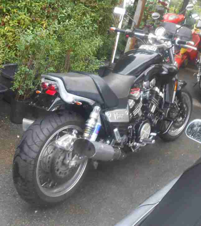 Yamaha V-max - Umbau / Einzelstück (Devil, Speichenräder etc.) vmax 232 km/h -