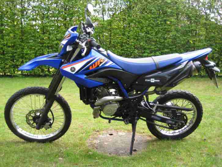 Yamaha WR 125