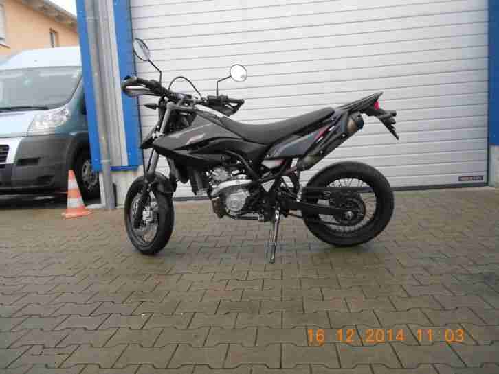 WR 125 X