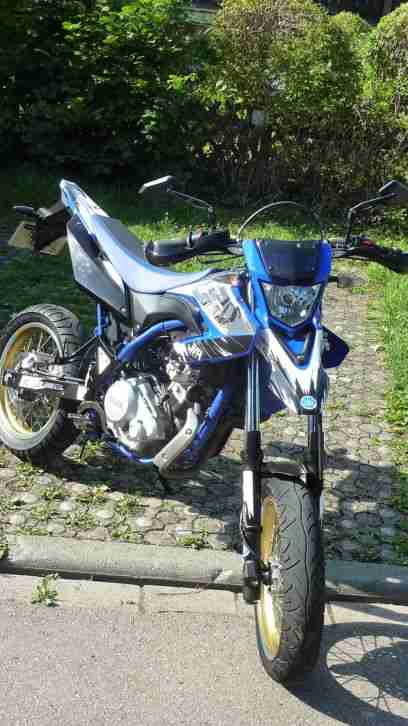 Yamaha Wr125X, 1a Zustand, sehr v. Zubehör, Zahnbürstengepflegt! Ab Mitte Sept16