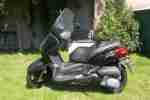 Yamaha X MAX mit 250cm3 und 20PS