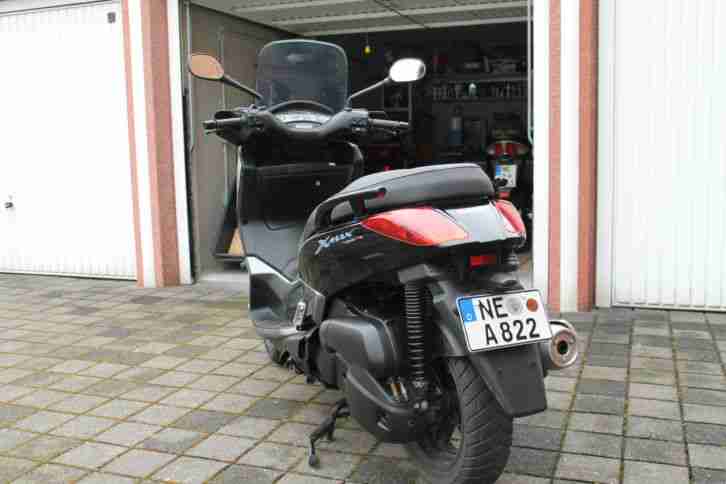 Yamaha X-Max 125 SE32